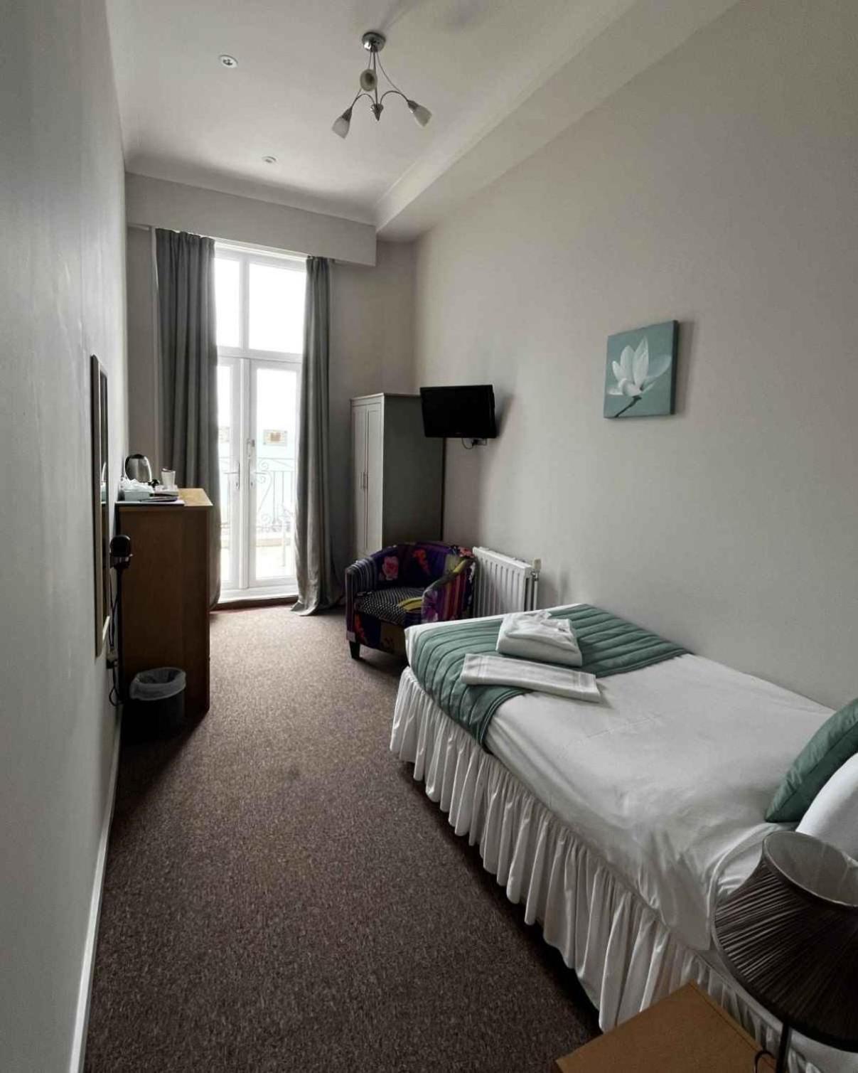The Cumberland Hotel Истбурн Экстерьер фото